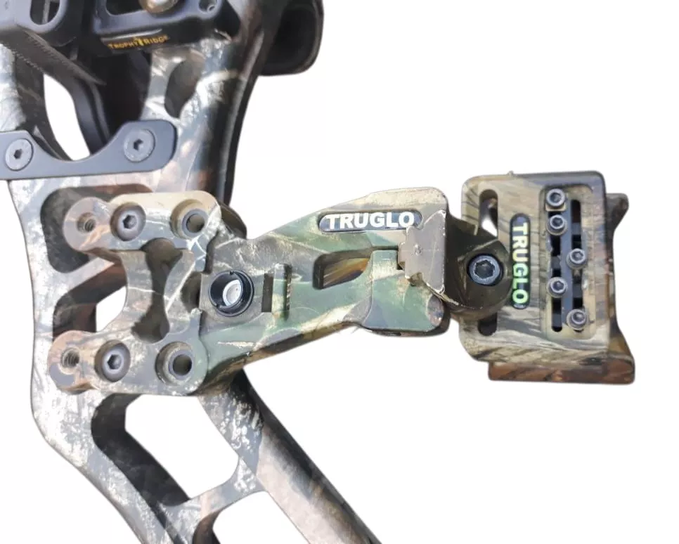 Arco compuesta Hoyt zurdo Vector 32