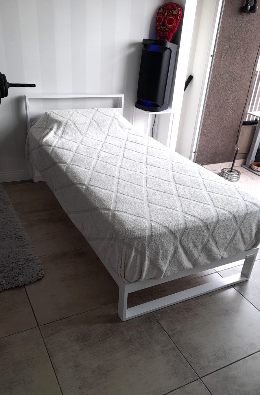 Cama Minimalista Tuxon 100x190  90x190 base entera con cabecera desmontable