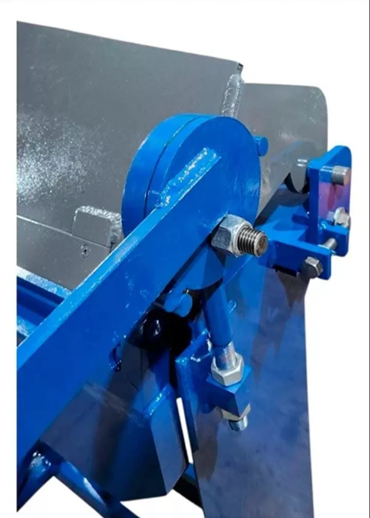Dobladora de chapa profesional 2500mm. Perman