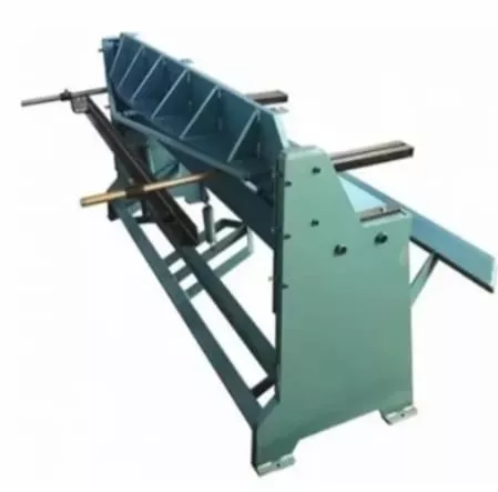 Guillotina a pedal p/chapas 1500mm-cal.18-Perman