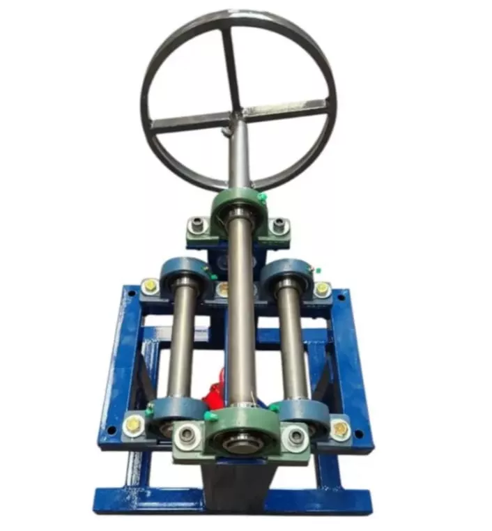 Roladora de hierros y caños Perman MP-RH4TON