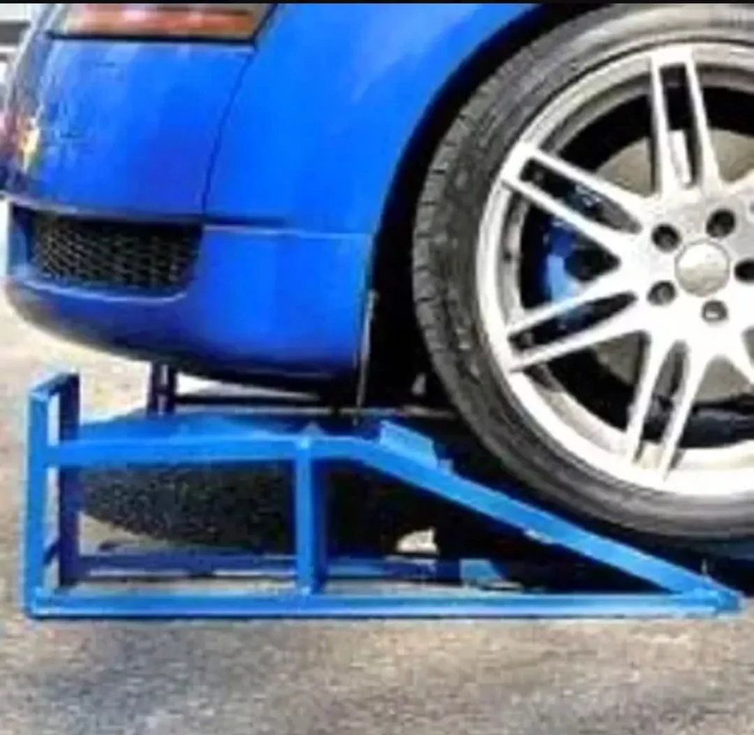 Rampa Elevadora Para Autos Y Camionetas - 2.5tn. - 2unidades