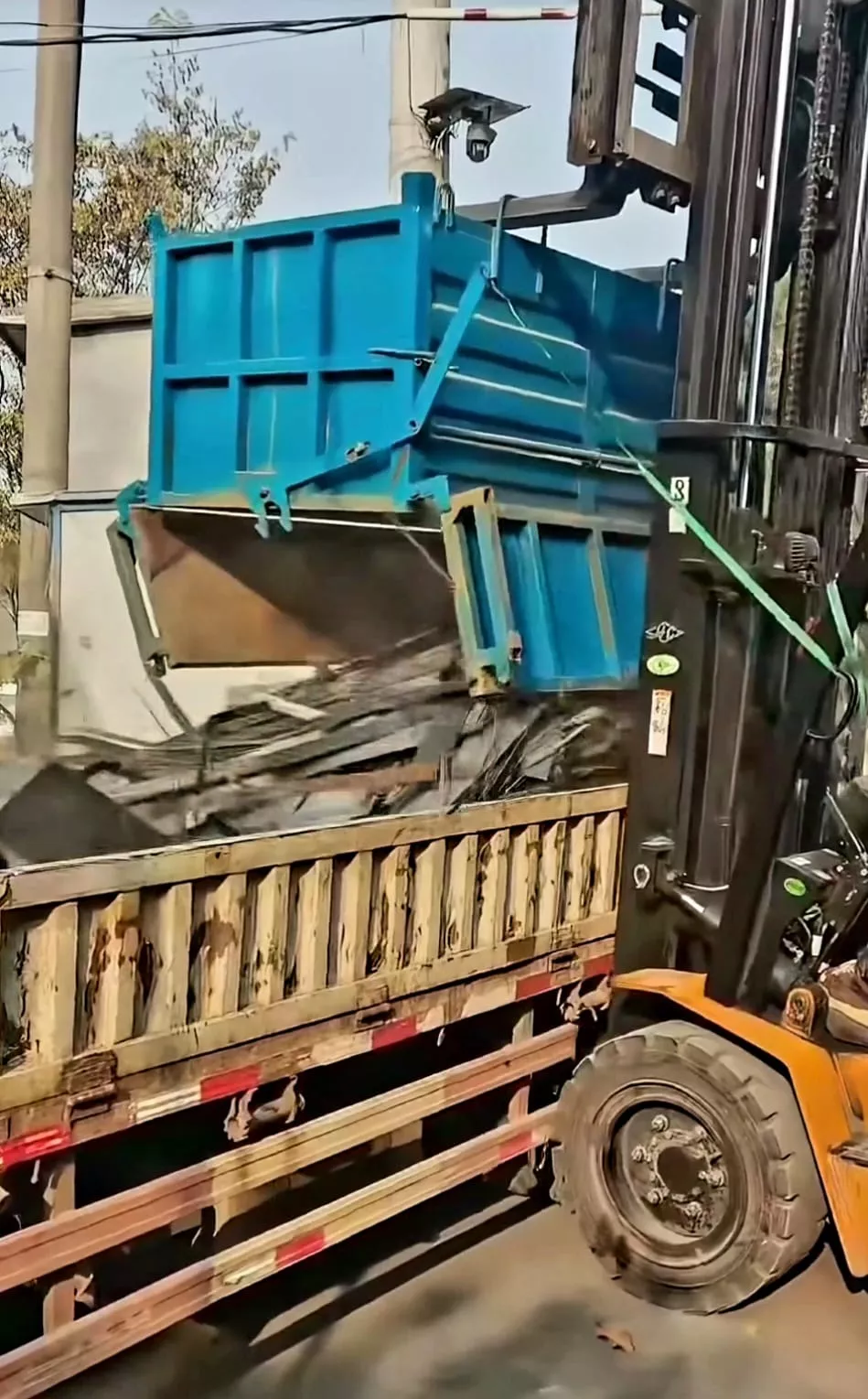 Tolva Contenedor Con Autodescarga Para Autoelevador Zamping