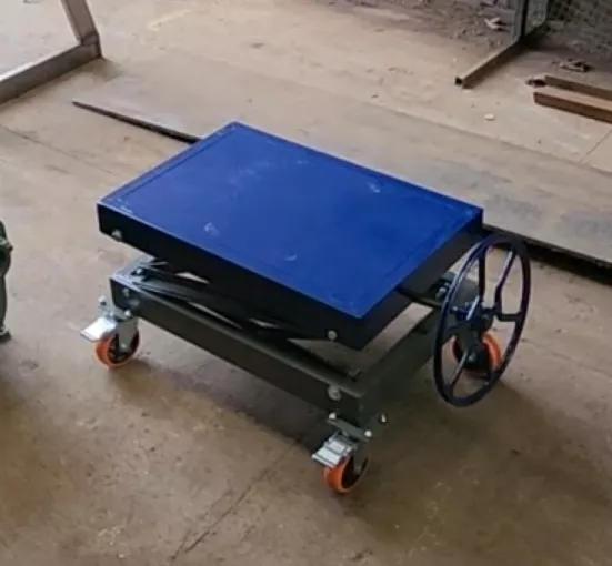Mesa Elevadora Tipo Tijera Manual con Volante