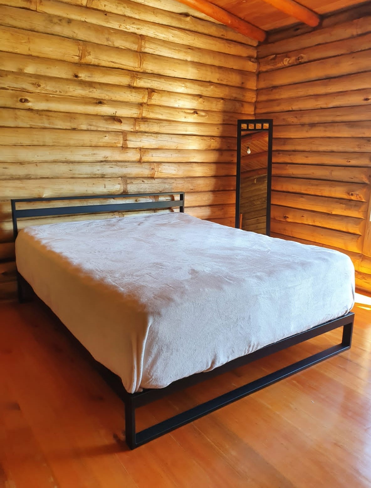 Cama Minimalista Tuxon 140x190 base entera con cabecera desmontable