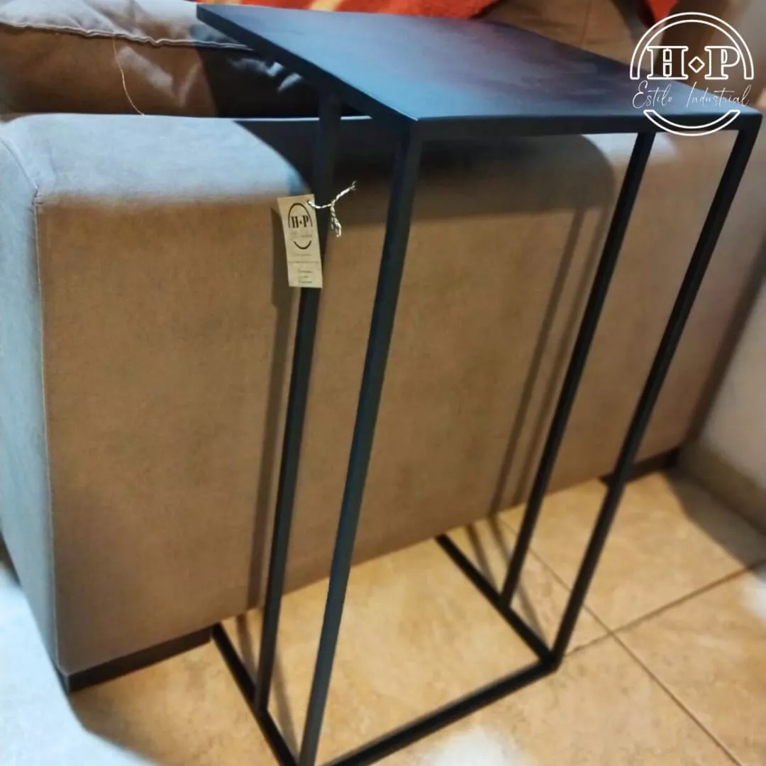 Mesa arrime 
