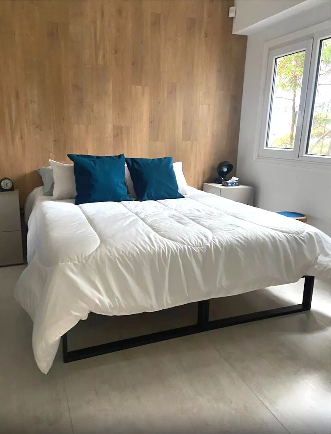 Cama Minimalista Tuxon 140x190 Dividida en dos módulos sin respaldo