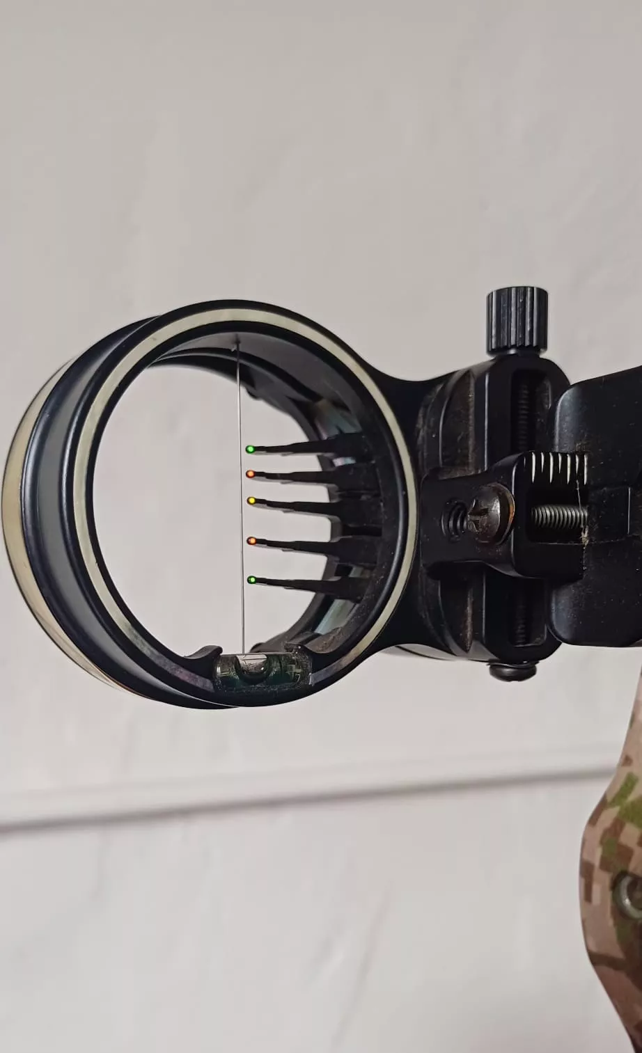 Arco compuesto Bowtech Realm 60/70# RH